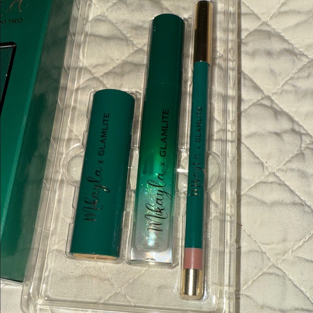 Mikayla X Glamlite Lucky Charm Lip Set - Picture 3 of 3